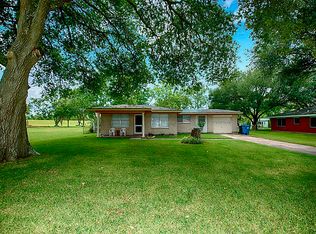 2506 Lake Rd, La Marque, TX 77568