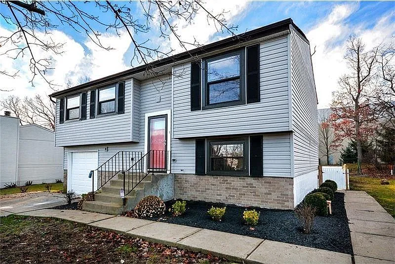 Building Photo - 142 McDonald Dr