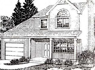 11 Birch Rd, Kings Park, NY 11754