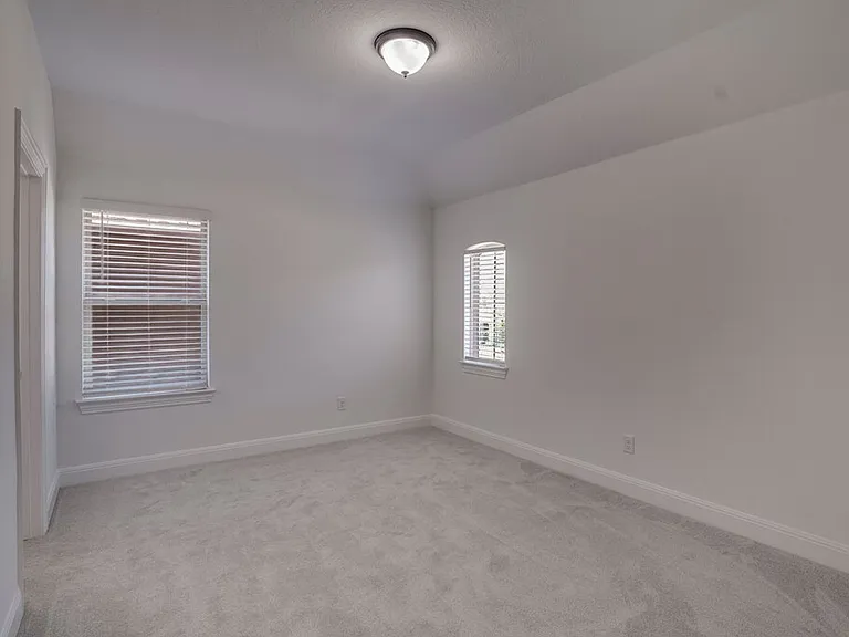 2920 Hadley Way — Photo 16
