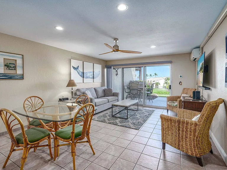S Kihei Rd — Photo 19