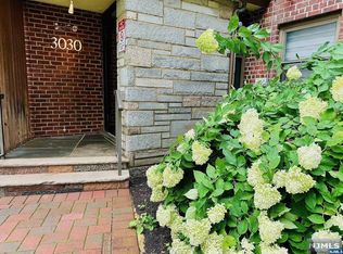 3030 Edwin Ave APT 4E, Fort Lee, NJ 07024