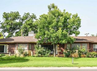 1013 E Riverside Dr, Carlsbad, NM 88220