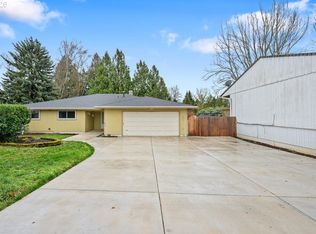 4052 SE 17th St, Gresham, OR 97080