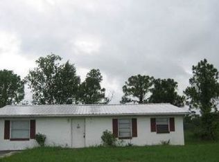 1004 Gardenia St, Lake Placid, FL 33852