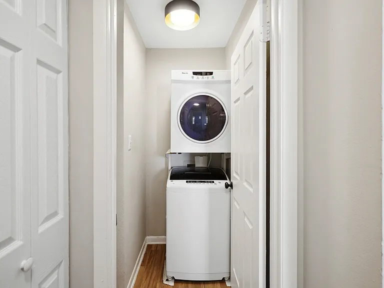 In Unit Washer and Dryer*