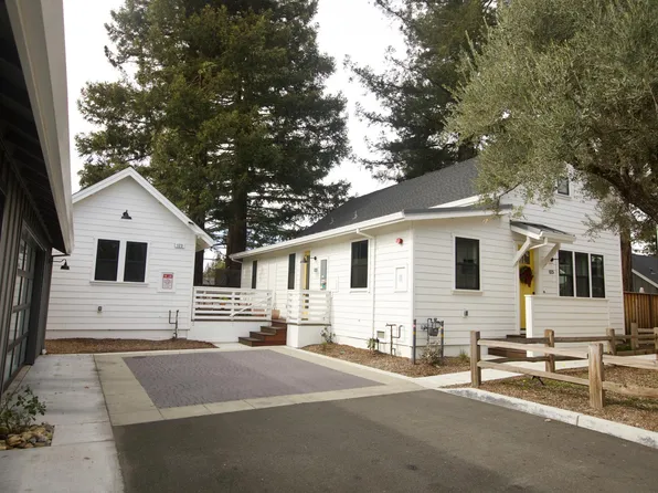 123 Kennedy Ln, Healdsburg, CA 95448