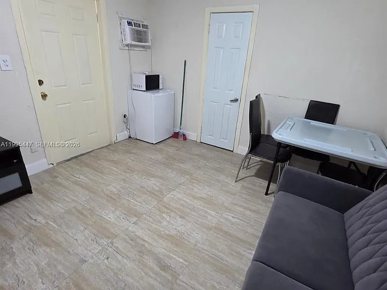 1420 SW 129th Ct #1 — Photo 3