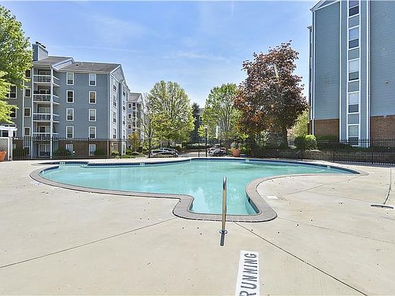 5th image of 3175 Summit Square Dr #5-B10