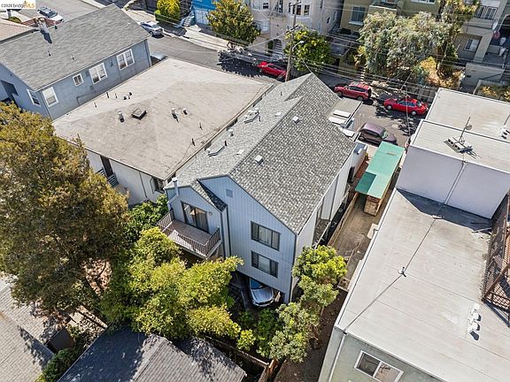 5th image of 459 Stow Ave