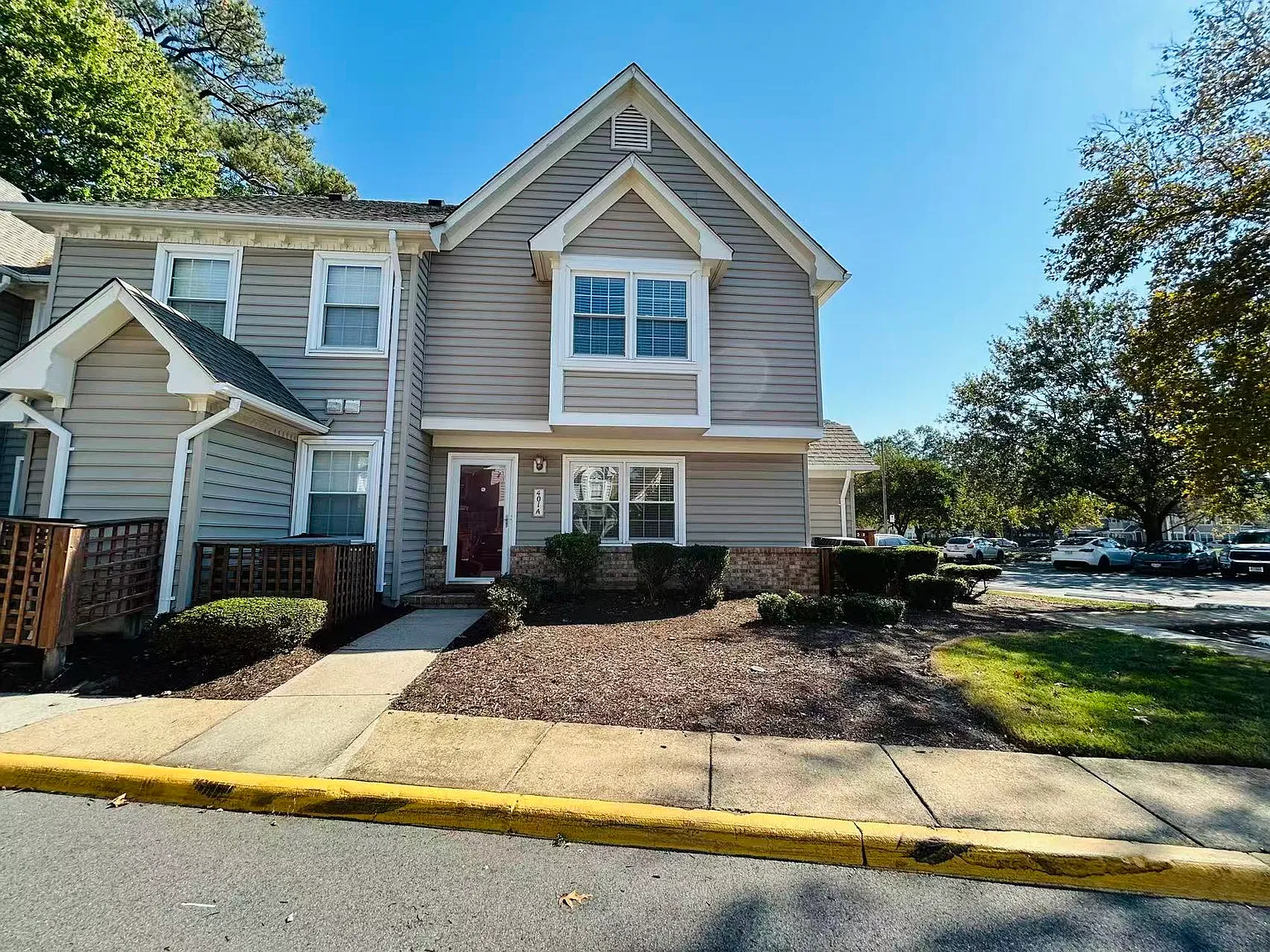 2 bed, 1108 sqft, $1,850 — Photo 1