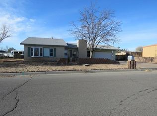 1622 Borealis Ave SE, Rio Rancho, NM 87124