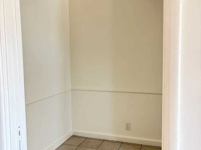 1323 N Mariposa Ave #2 — Photo 9