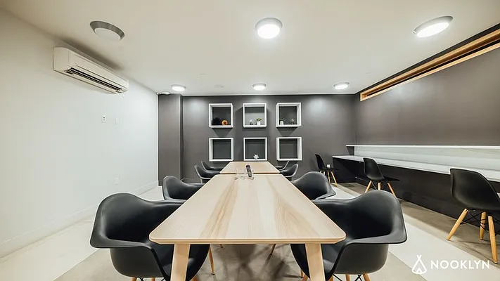 Rented by Nooklyn NYC LLC | media 11