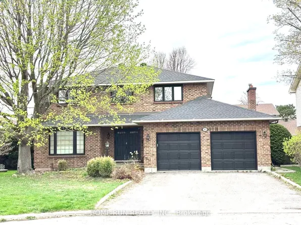 10 Westchester Ct, Ottawa, ON K2J 3P9