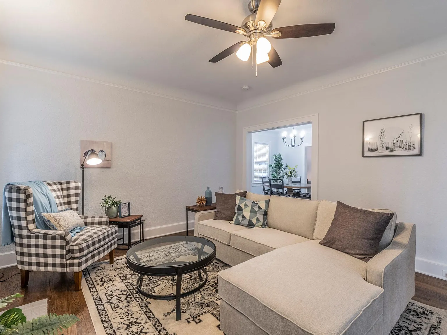 2 bed, 2089 sqft, $2,345 — Photo 2