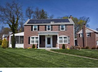 228 Indian Rock Dr, Springfield, PA 19064
