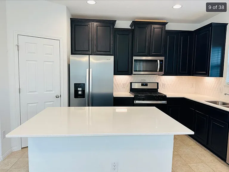 129 Mayney Ln — Photo 6