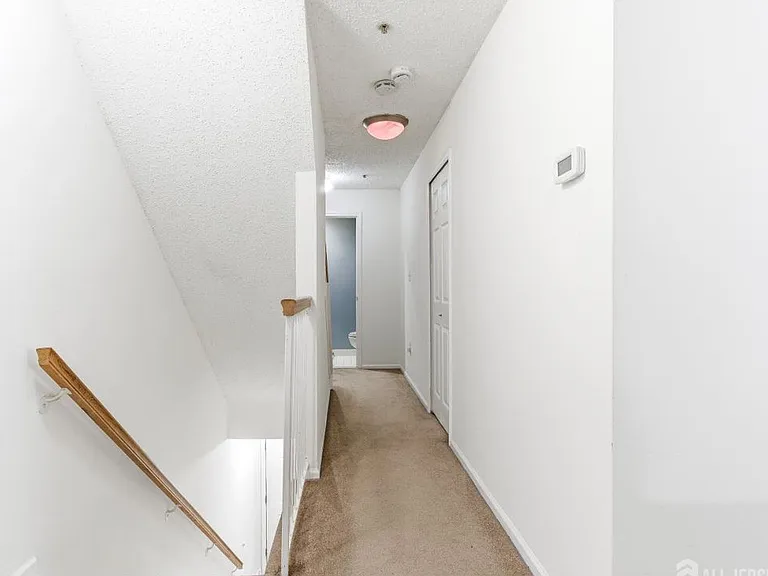 15 Wilmbelton Ct — Photo 12