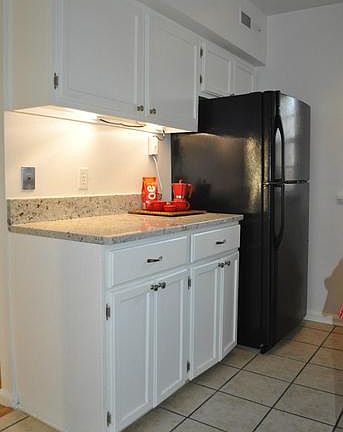4th image of 4230 32nd St S