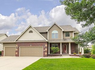 2815 149th St, Urbandale, IA 50323