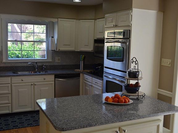 5th image of 8507 Corteland Dr