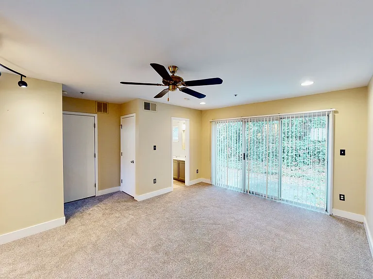 2062 Atherton Heights Ln — Photo 26