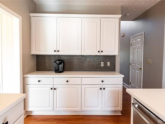 5th image of 9537 Gem Stone Dr