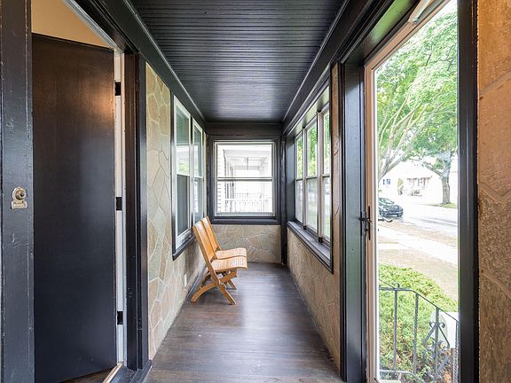 5th image of 3663 E Underwood Ave #3663A