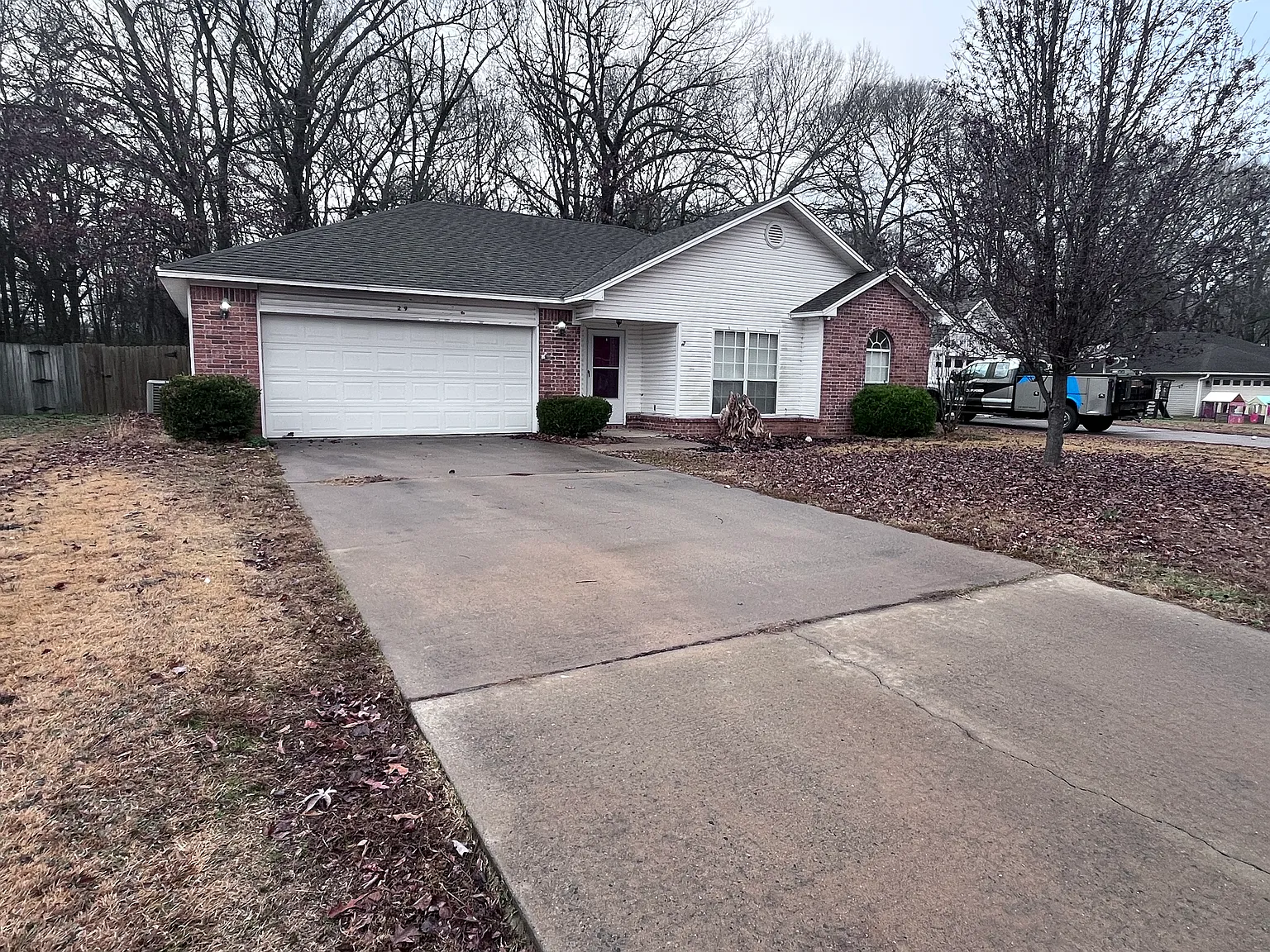 3 bed, 1301 sqft, $1,350 — Photo 2