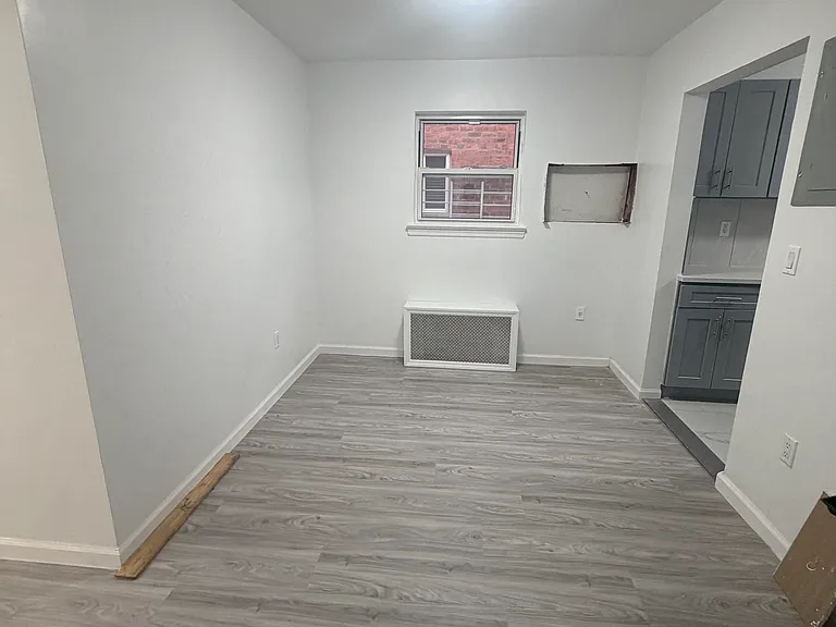 67-07 Fresh Meadow Ln — Photo 3