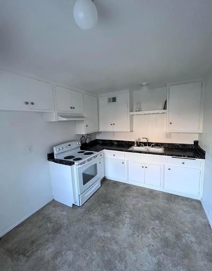 3913 Soranno Ave — Photo 1