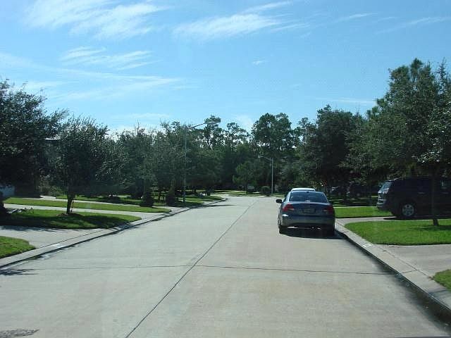 2nd image of 26840 Kings Crescent Dr