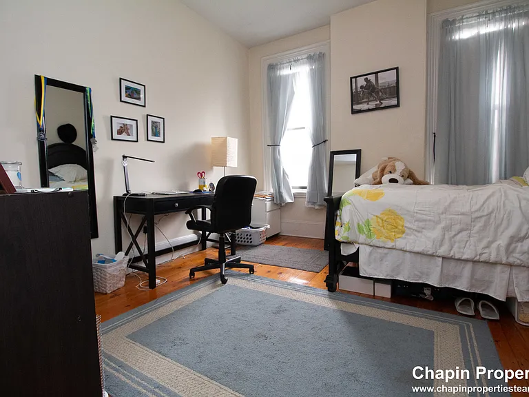 209 Washington St #4 — Photo 16