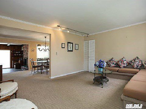 3rd image of 27 Dolores Dr