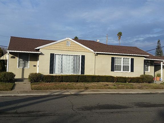 2nd image of 2319 24th Ave