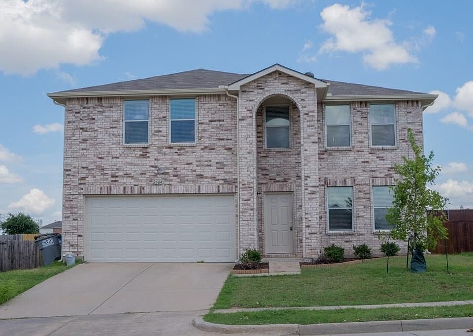 1st image of 2664 Shorewood Dr