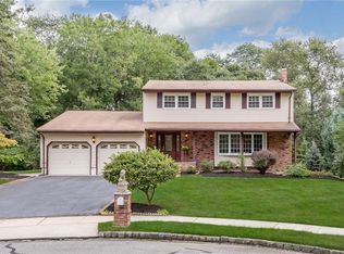 32 Alexander Rd, East Brunswick, NJ 08816