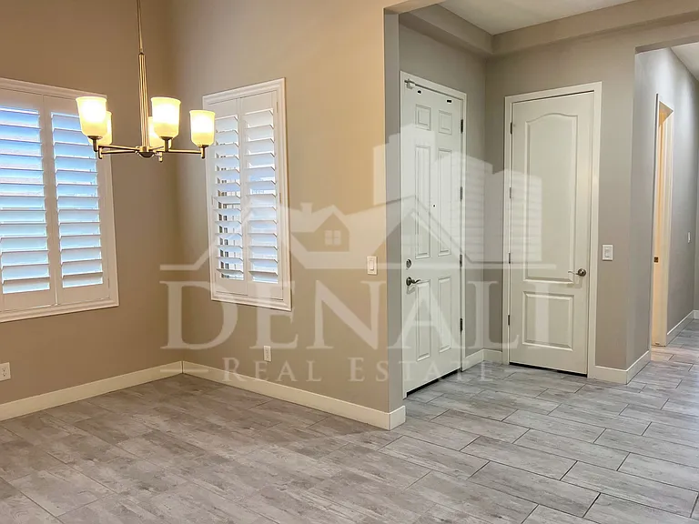 4638 E Navigator Ln — Photo 2