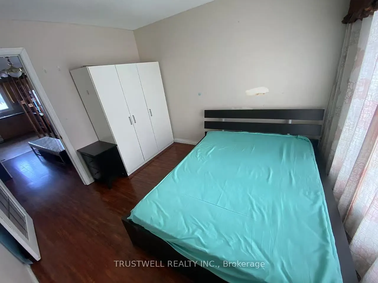 4 bed, $3,600 — Photo 4