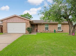 438 Stroud Ln, Garland, TX 75043