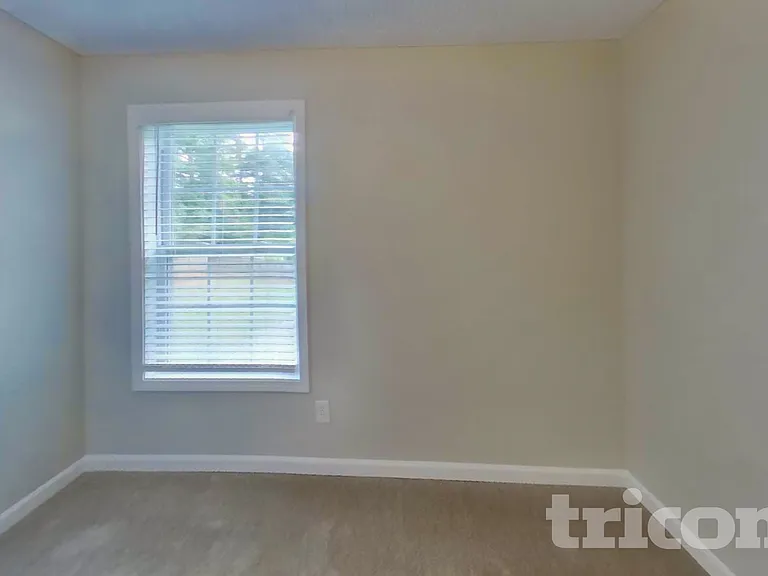 417 Carrie Ct — Photo 13