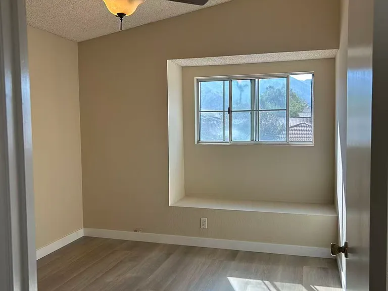 11110 Debra Way — Photo 10