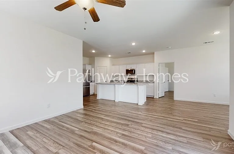 1408 Ancer Way — Photo 4
