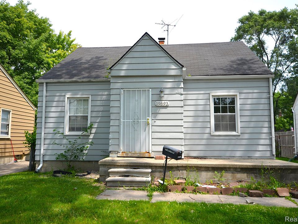 1st image of 19693 Kingsville St