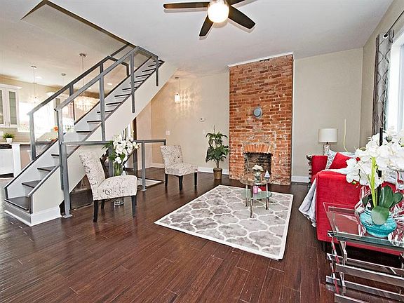 4th image of 326 37th St