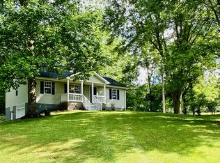 392 Parker Rd, Portland, TN 37148