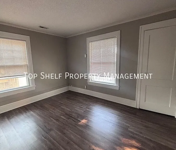 4216 Ingersoll Ave #6 — Photo 11