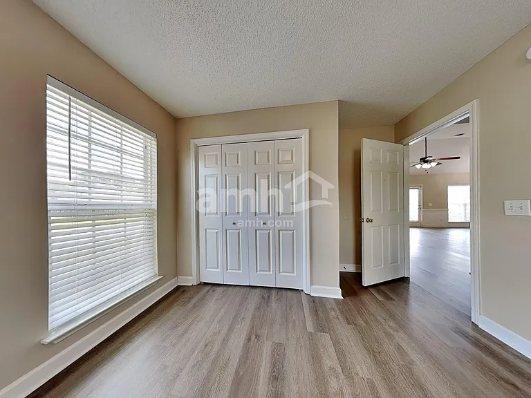 116 Grayson Ave — Photo 16
