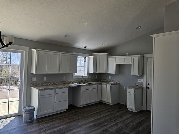 2nd image of 3273 Benston Rd